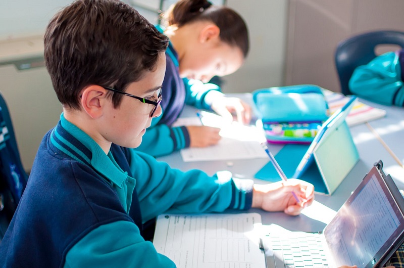 Học chương trình IB