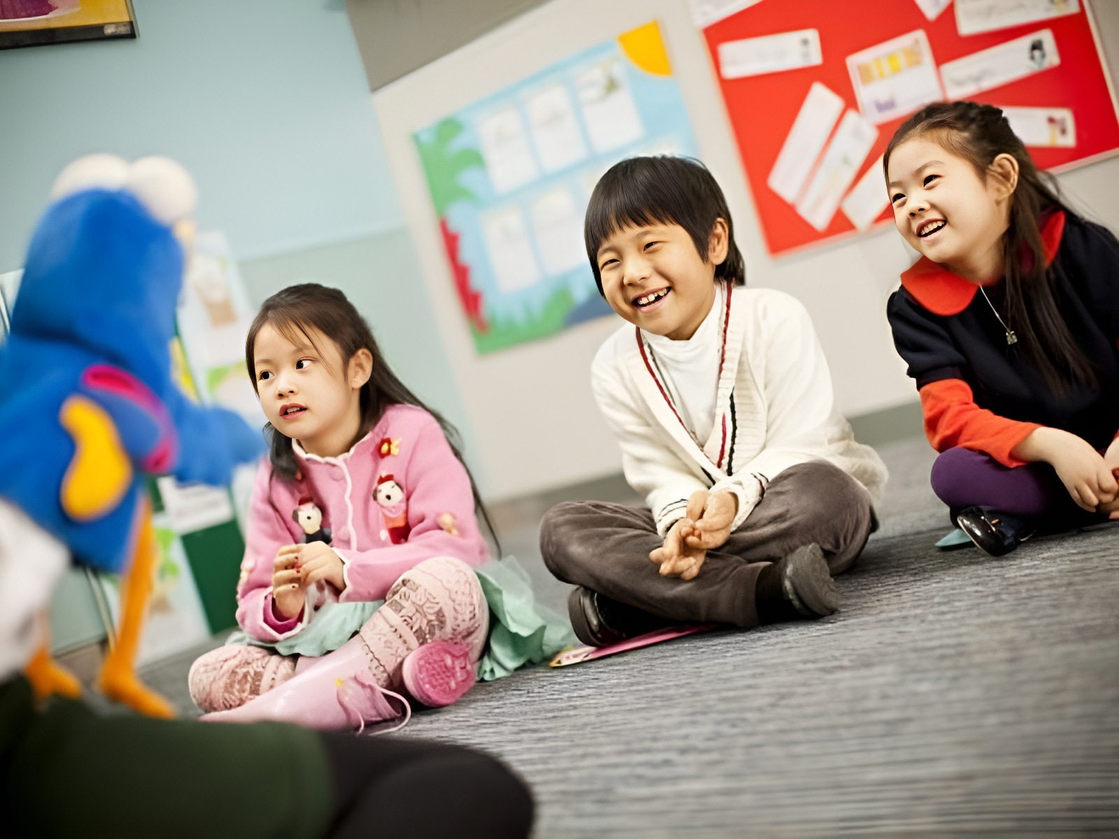 Học ngoại ngữ sớm giúp trẻ tự tin giao tiếp